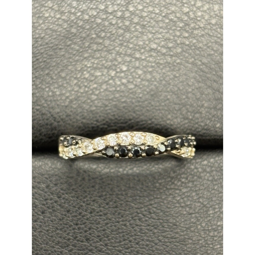 EUC Sterling Silver Black Cubic Zirconia Twist Ring Size 9 H17